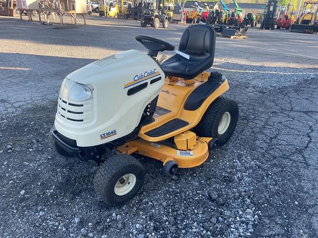 Image of Cub Cadet LT1045 equipment image 1