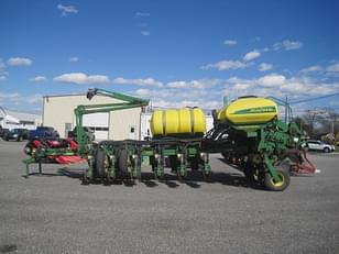 Main image John Deere 1770 3