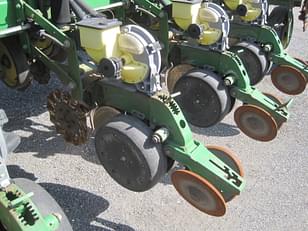 Main image John Deere 1770 5