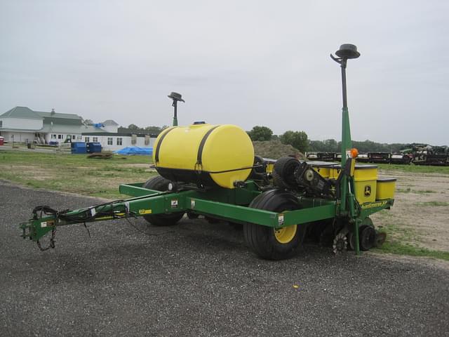 Image of John Deere 1780 equipment image 1