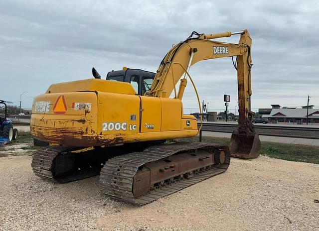 Image of John Deere 200C LC equipment image 2