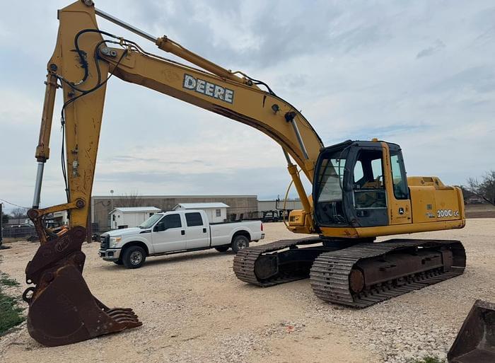 Image of John Deere 200C LC Primary image