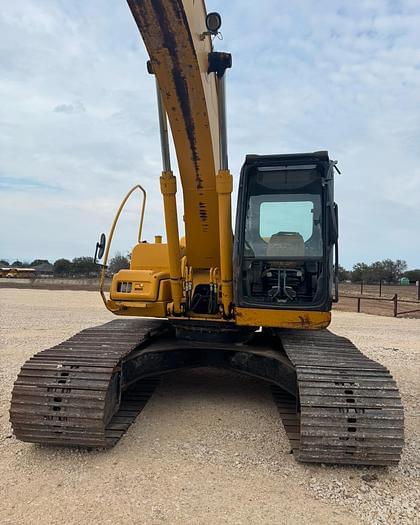 Image of John Deere 200C LC equipment image 1