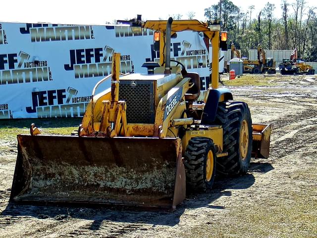 Image of John Deere 210LE equipment image 1