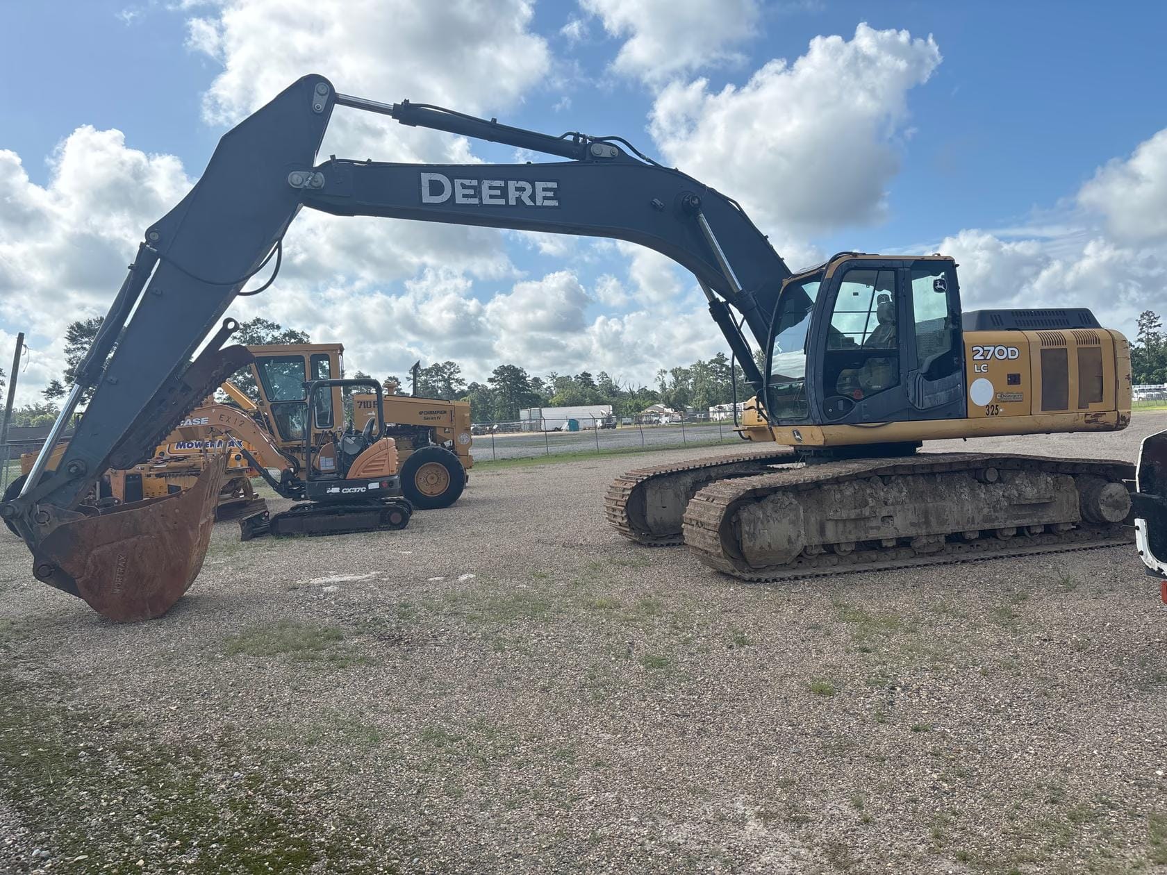 2007 John Deere 270DLC Equipment Image0