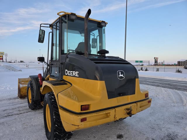 Image of John Deere 304J equipment image 4