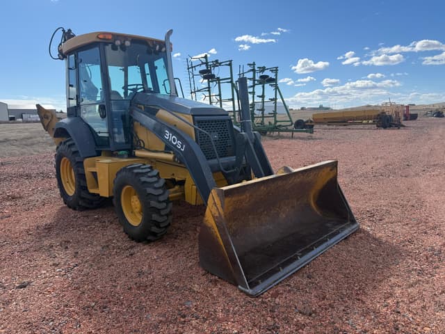 Image of John Deere 310SJ equipment image 4