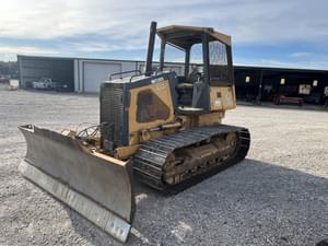 2007 John Deere 450J LGP Image