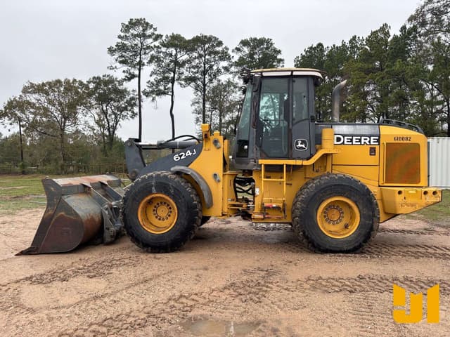Image of John Deere 624J equipment image 3
