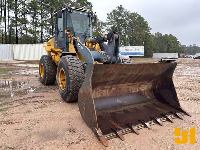 Image of John Deere 624J equipment image 2