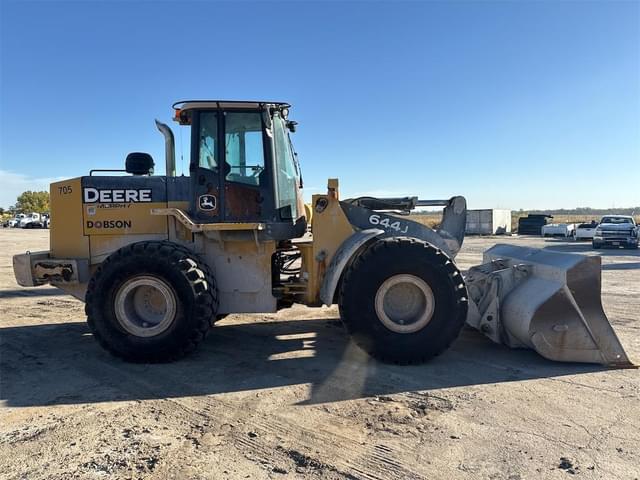 Image of John Deere 644J equipment image 3