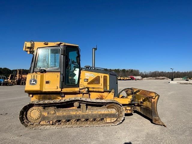 Image of John Deere 700J equipment image 4