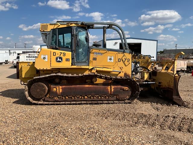 Image of John Deere 850J WLT equipment image 3