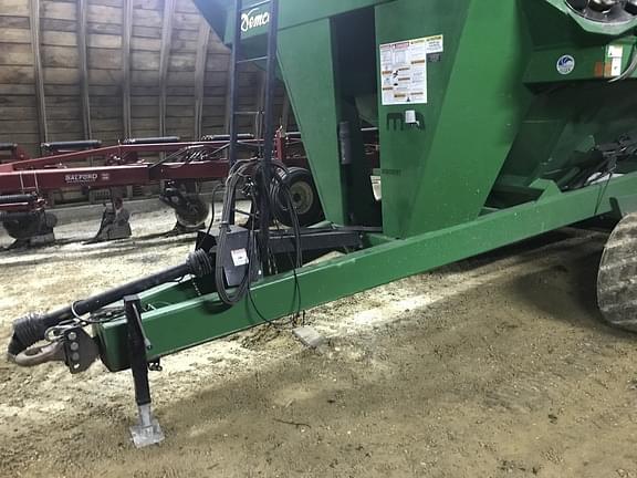 2007 Demco 1050 Harvesting Grain Carts for Sale | Tractor Zoom