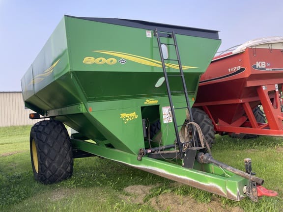 2007 Demco 800 Equipment Image0