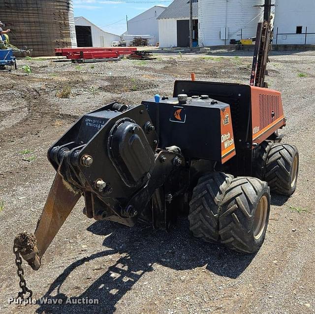 Image of Ditch Witch 410SX equipment image 4