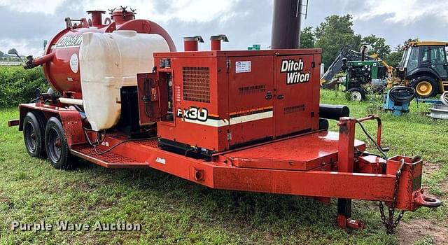 Image of Ditch Witch FX30 equipment image 2