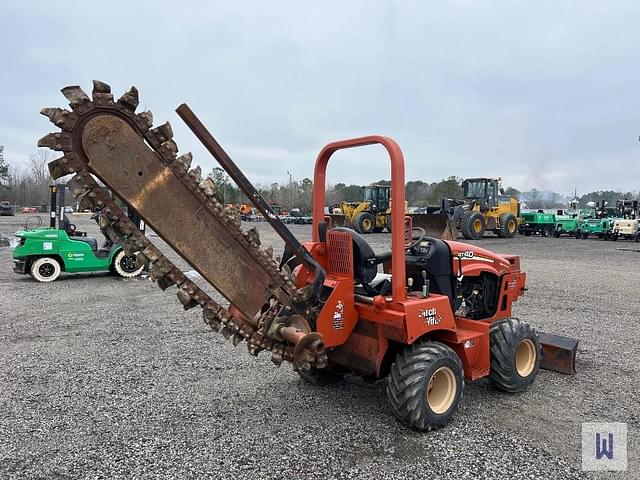 Image of Ditch Witch RT40 equipment image 4