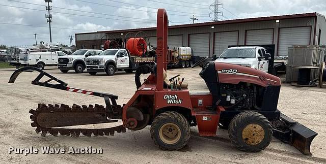 Image of Ditch Witch RT40 equipment image 3