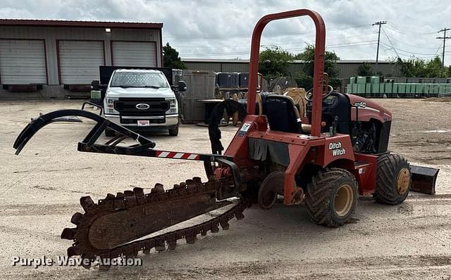 Image of Ditch Witch RT40 equipment image 4
