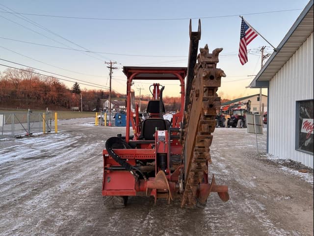 Image of Ditch Witch RT55 equipment image 3