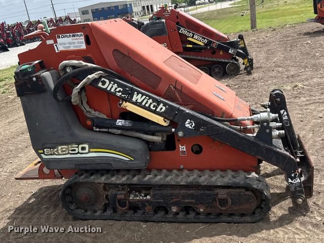 Image of Ditch Witch SK650 equipment image 3