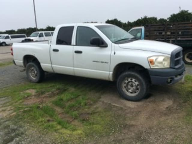 Image of Dodge Ram 1500 equipment image 4