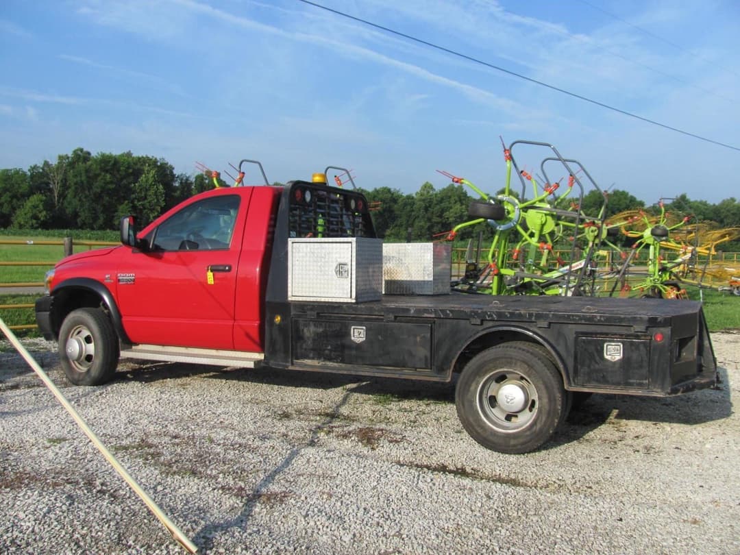 Image of Dodge Ram 3500 Primary image
