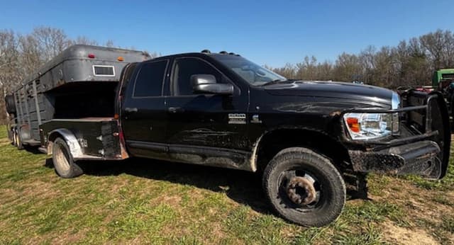 Image of Dodge Ram 3500 equipment image 1