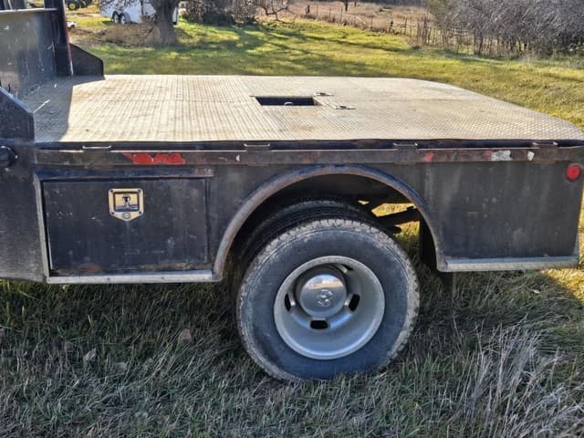 Image of Dodge Ram 3500 equipment image 4