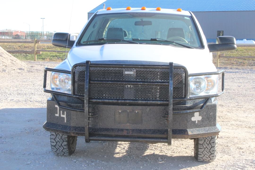 Image of Dodge Ram 3500 Primary image