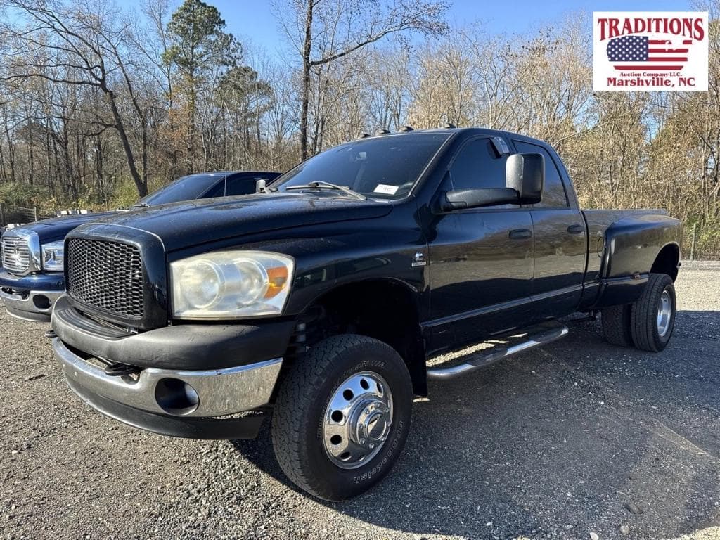 Image of Dodge Ram 3500 Primary image