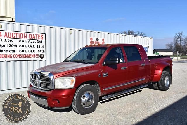 Image of Dodge Ram 3500 equipment image 1