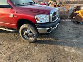 Image of Dodge Ram 3500HD equipment image 2
