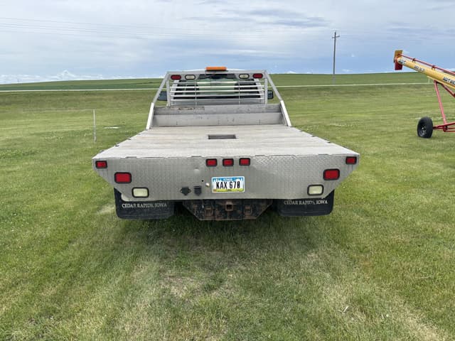 Image of Dodge Ram 3500HD equipment image 2