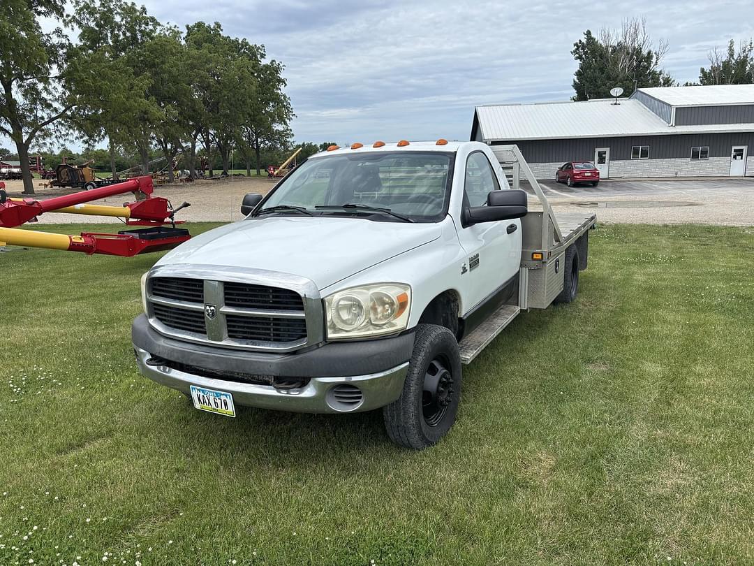 Image of Dodge Ram 3500HD Primary image