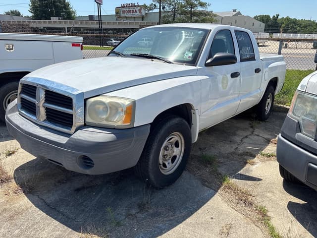 Image of Dodge Dakota equipment image 1
