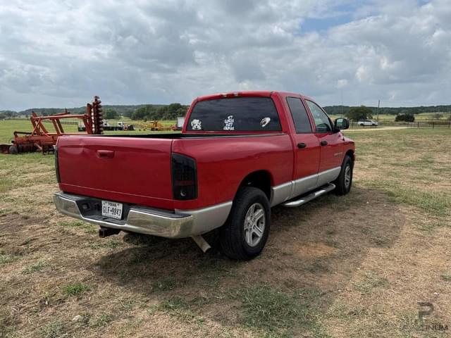 Image of Dodge Ram 1500 equipment image 2
