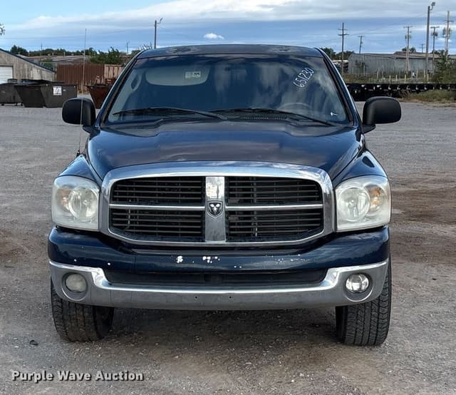 Image of Dodge Ram 1500 equipment image 1