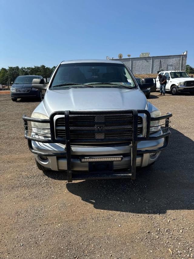 Image of Dodge Ram 1500 equipment image 4