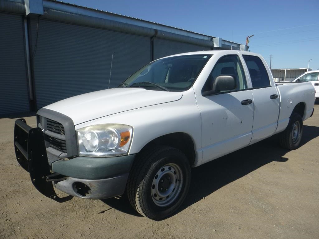 2007 Dodge Ram 1500 Equipment Image0