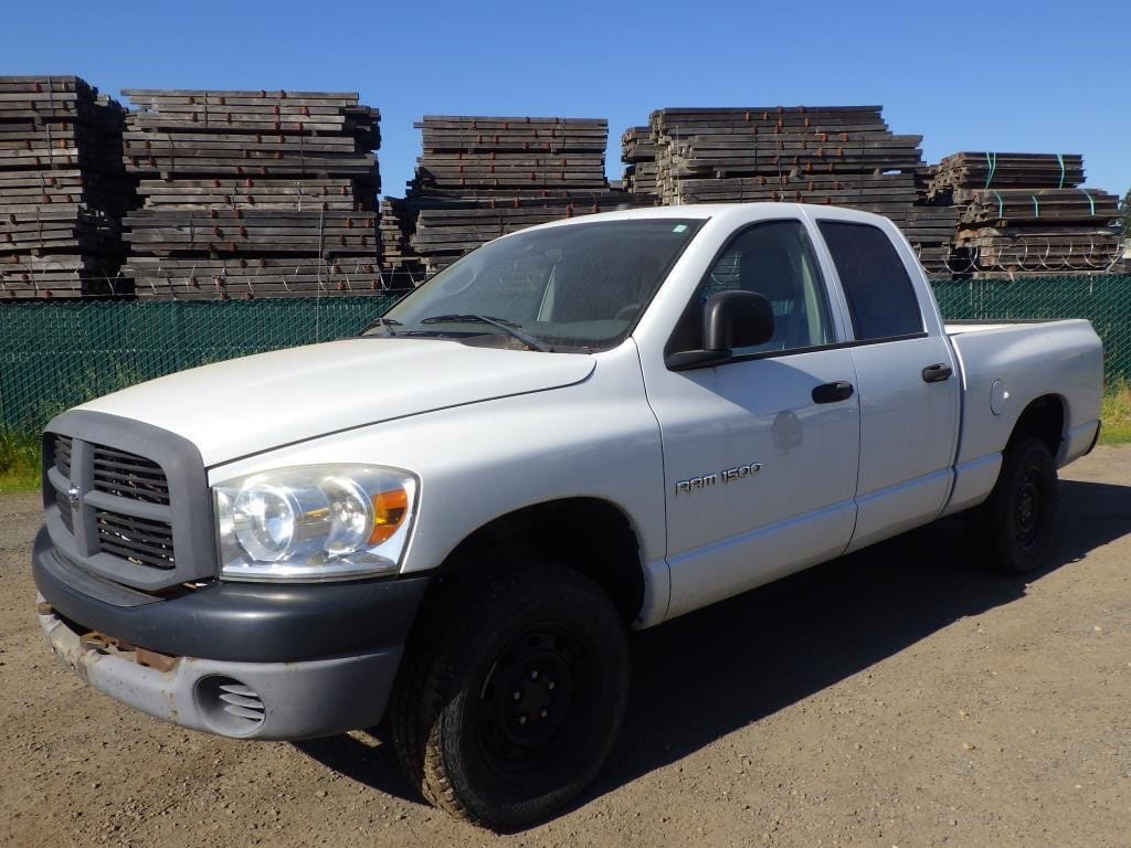 2007 Dodge Ram 1500 Equipment Image0