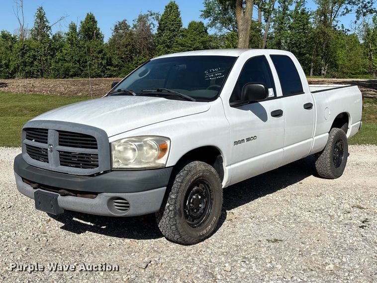 2007 Dodge Ram 1500 Equipment Image0