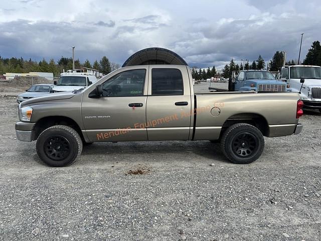 Image of Dodge Ram 1500 equipment image 1