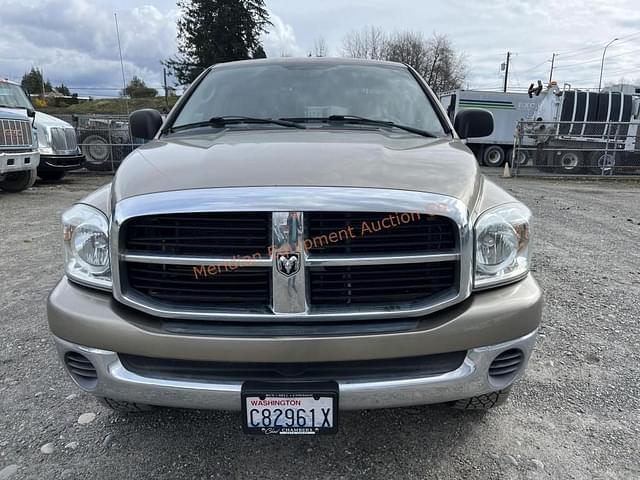 Image of Dodge Ram 1500 equipment image 2