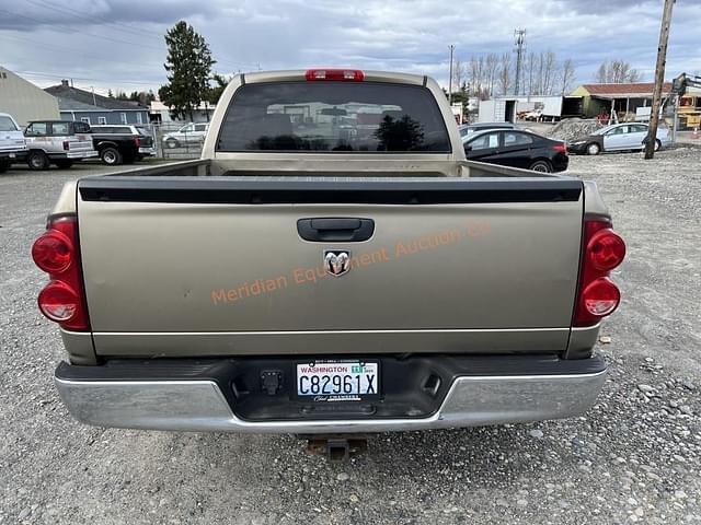 Image of Dodge Ram 1500 equipment image 4