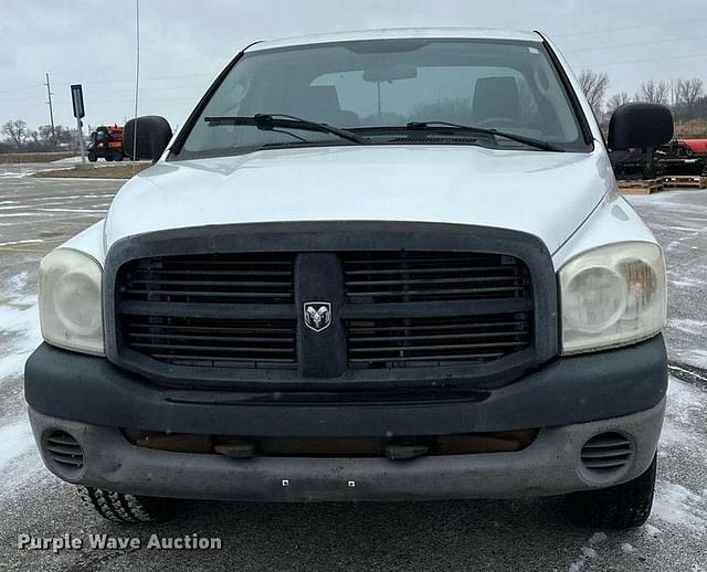 Image of Dodge Ram 1500 equipment image 1