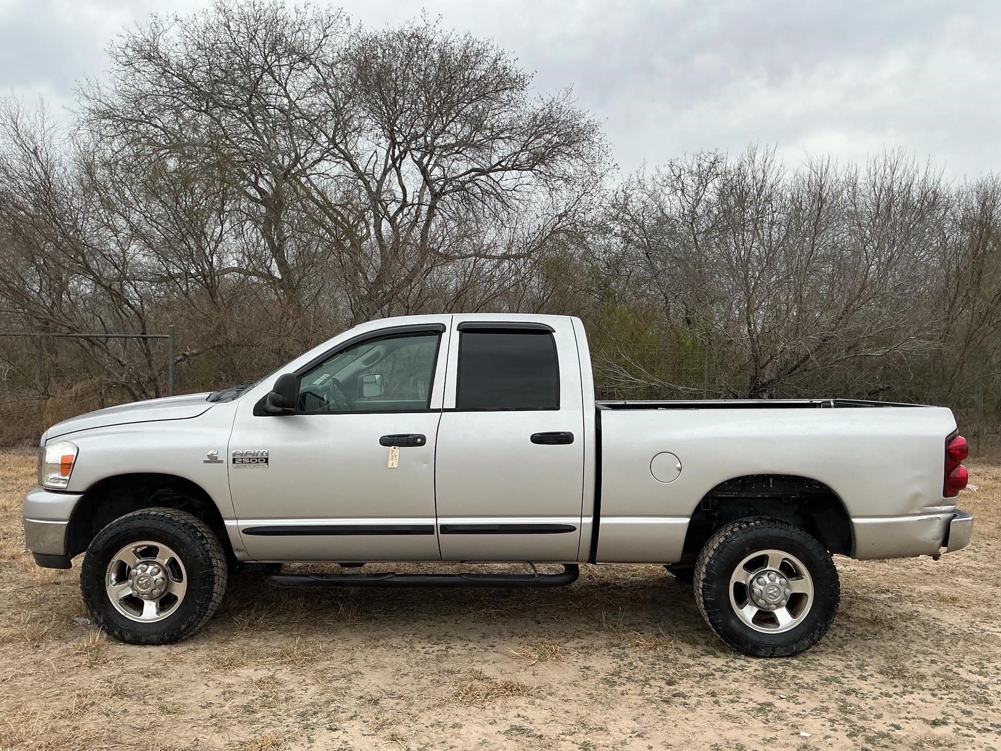 2007 Dodge Ram 2500 Equipment Image0