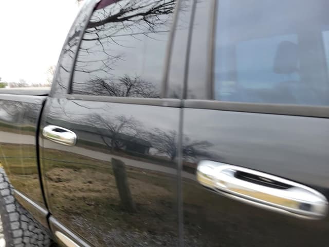 Image of Dodge Ram 2500 equipment image 4