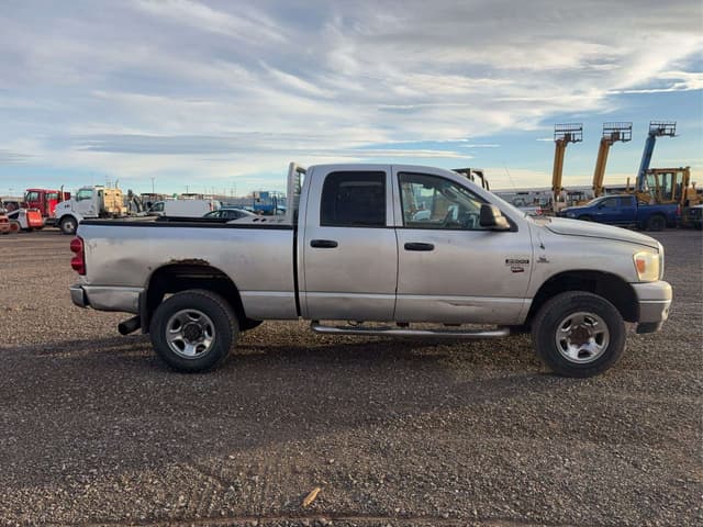Image of Dodge Ram 2500 equipment image 3